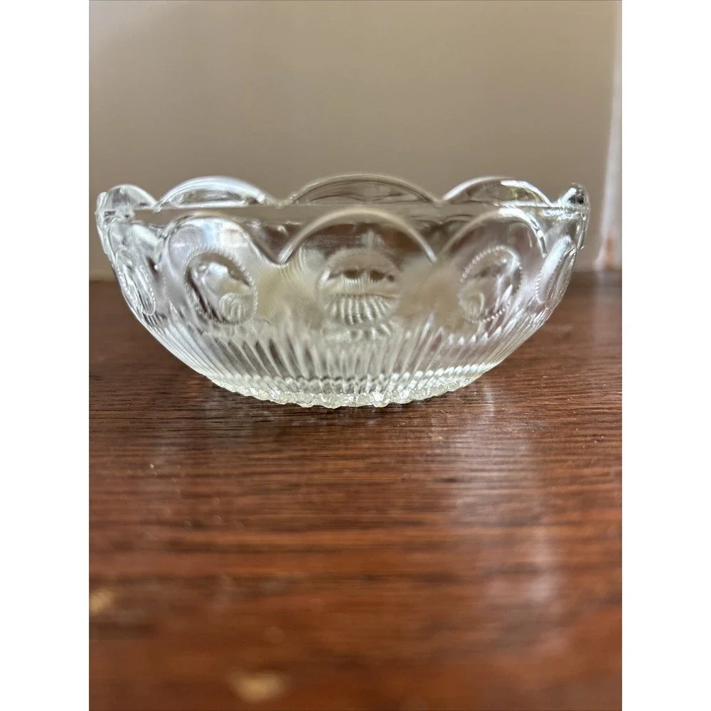 Vintage, Antique US Glass‎ Co., Manhatten,1900s, Small Round Berry Bowl
